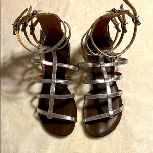 SCHUTZ Silver Gladiator Sandals with Buckle Straps and Zipper  Size 8,5